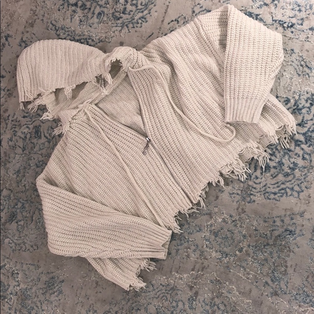 Cropped oversized knitted jacket